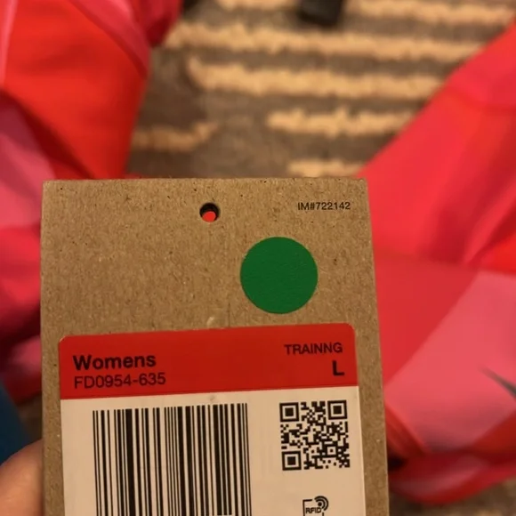 New!! Nike Pro women's crop bra top - Picture 7 of 9